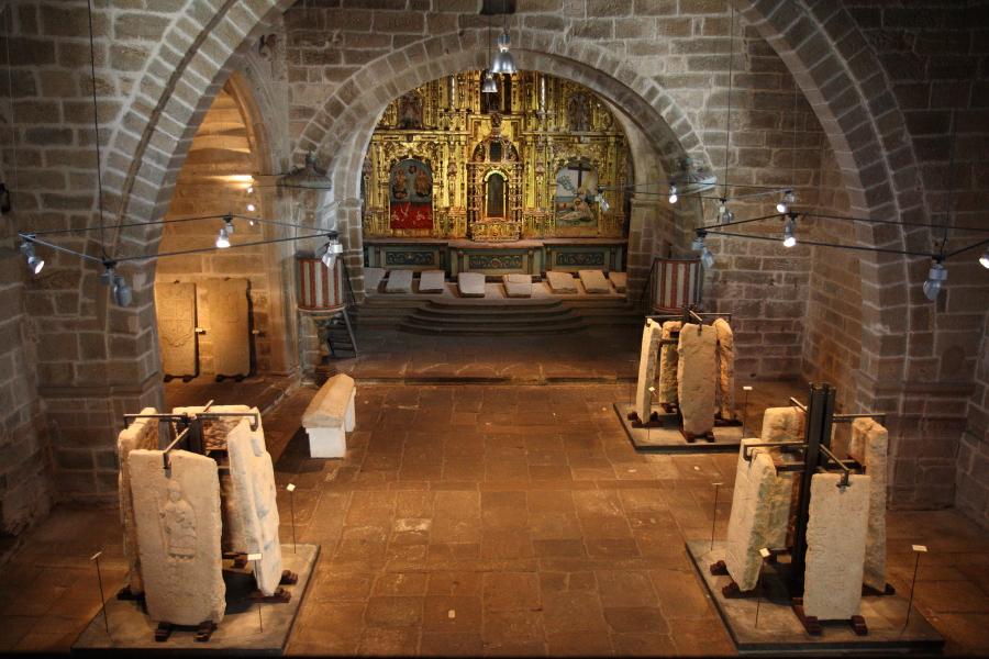 Interior de Santa María A Nova